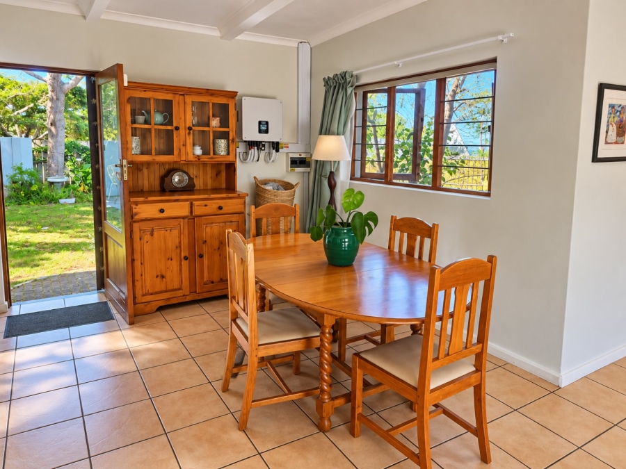 2 Bedroom Property for Sale in The Island Western Cape